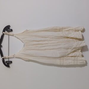 Robin Piccone top size small cream in color